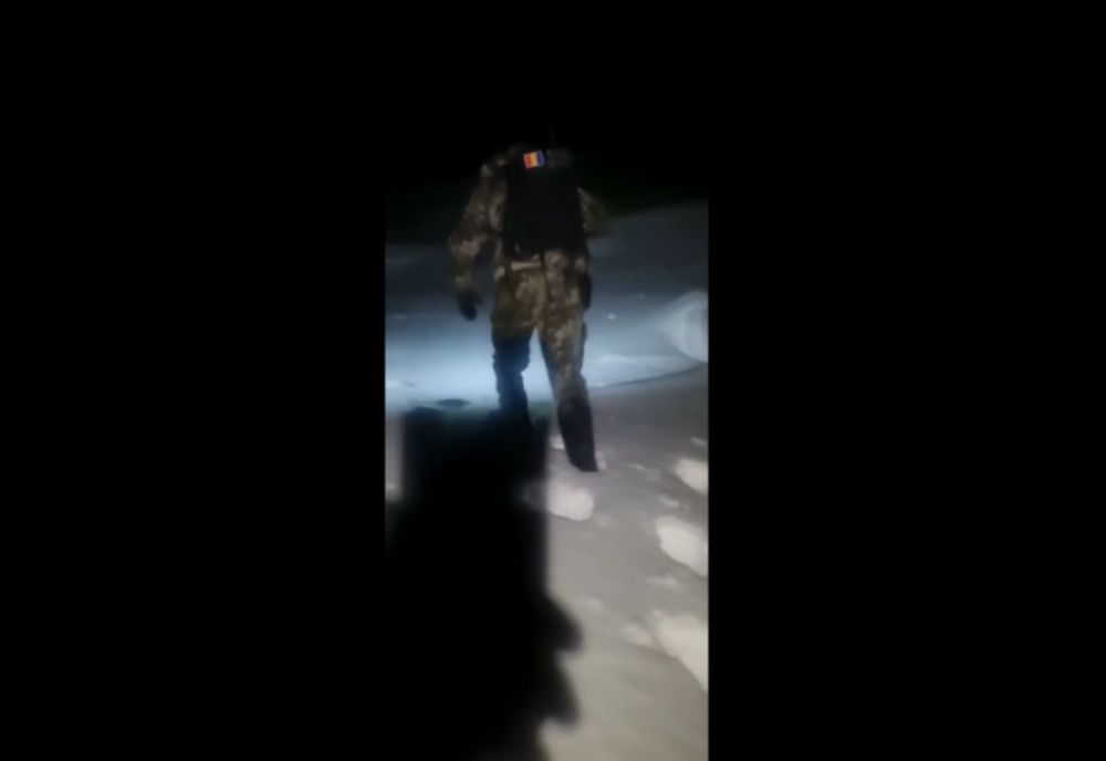 UCRAINENII DISPĂRUȚI ÎN MUNȚII MARAMUREȘULUI NU AU FOST GĂSIȚI. SALVATORII AU SUSPENDAT OPERAȚIUNEA