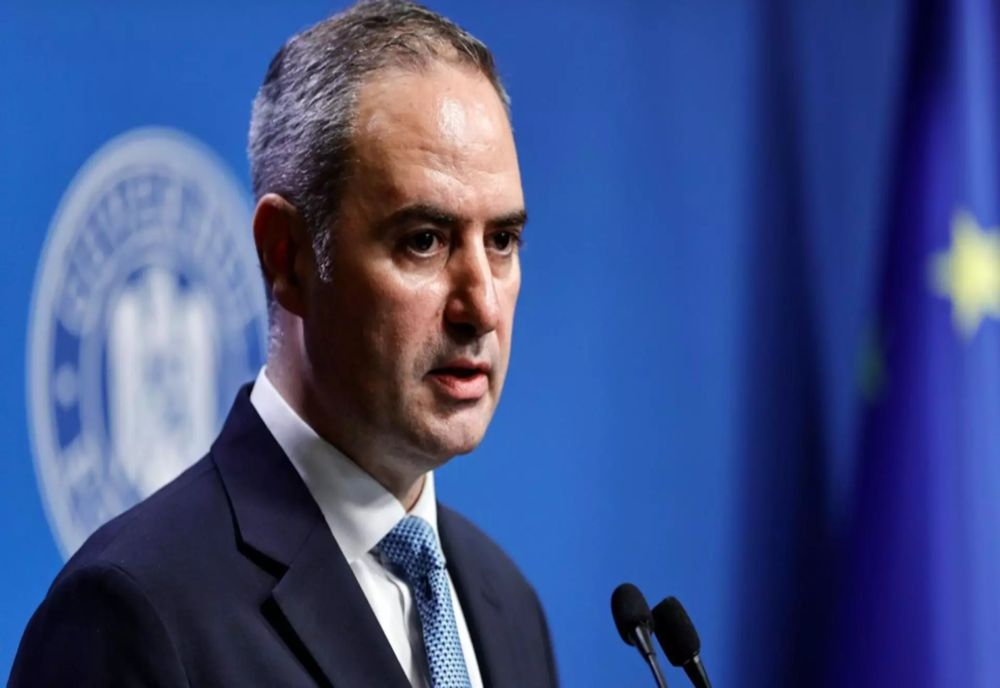 MINISTRUL FINANȚELOR: ”DATORIA PUBLICĂ A CRESCUT, E PROGNOZATĂ SĂ AJUNGĂ LA SFÂRȘITUL ACESTUI AN LA 60% DIN PIB”