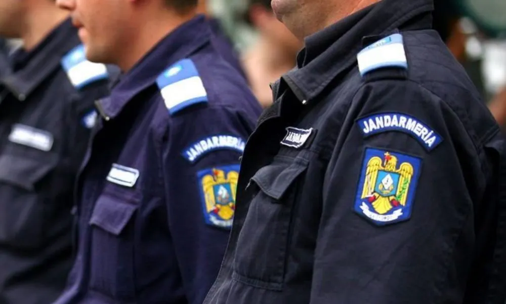 jandarmi.rs4cblapfq-1000x600