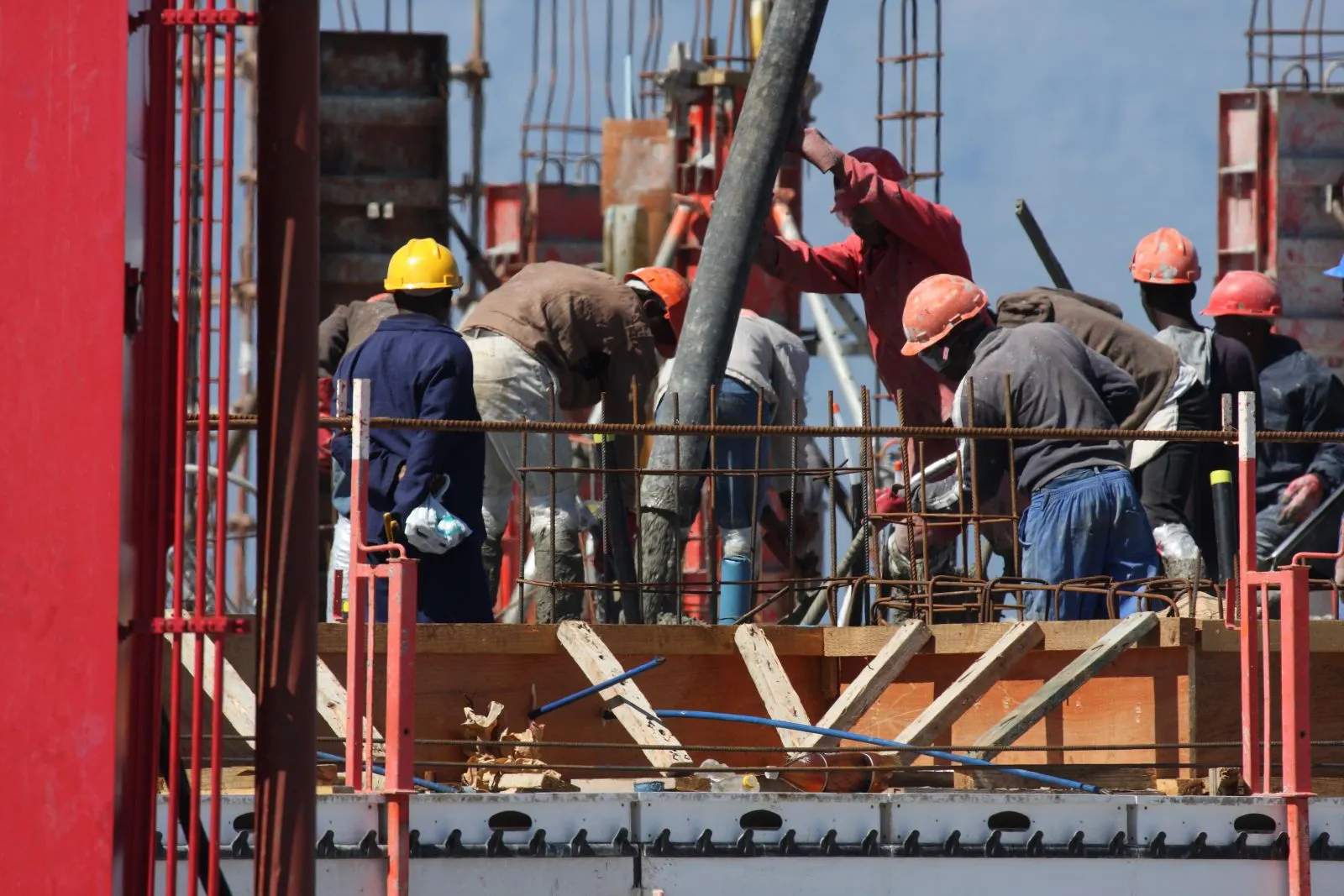 muncitori_constructii_82068300