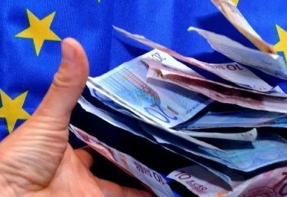 Consiliul Județean depune cerere de accesare a fondurilor europene pentru reabilitarea Teatrului de Vară