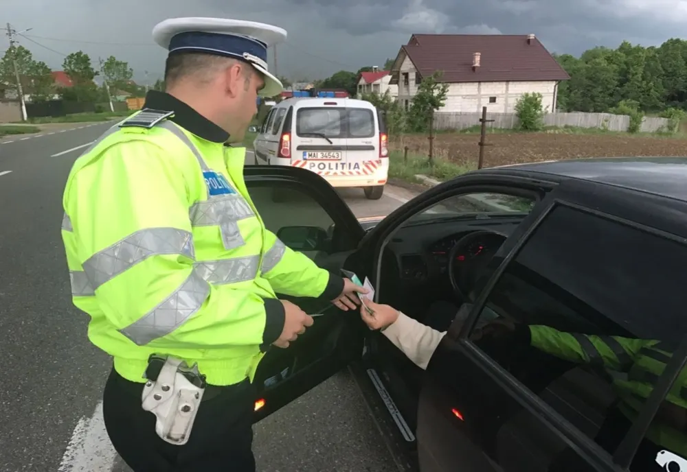 Vitezomanii surprinşi de aparatura radar – 170 de sancţiuni aplicate de poliţiştii rutieri în week-end