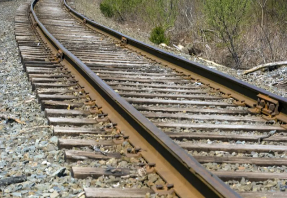 Mașină lovită de tren pe raza localității Bistra