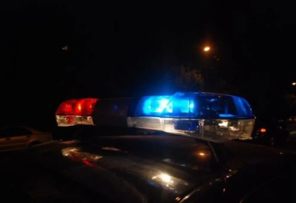 Reţinut pentru 24 de ore după ce a fost depistat conducând în stare de ebrietate şi fără a deţine permis