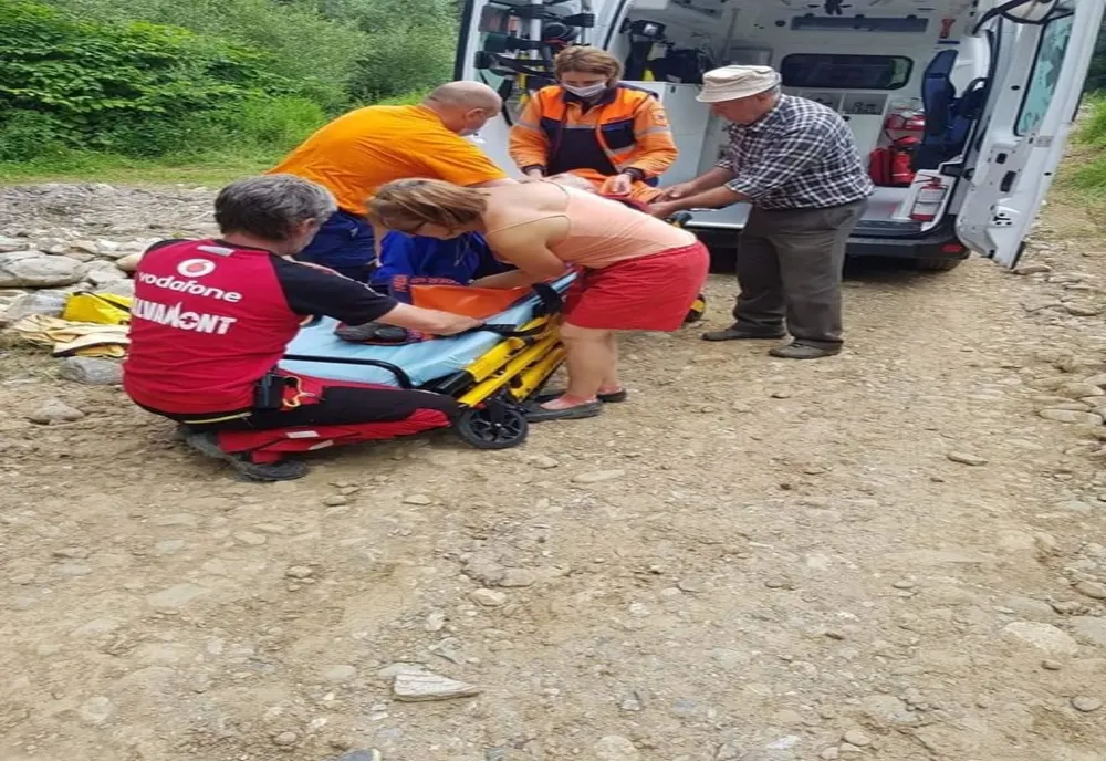 Două acțiuni de salvare derulate concomitent de Serviciul Public Județean Salvamont Maramureș, în zone diferite ale județului