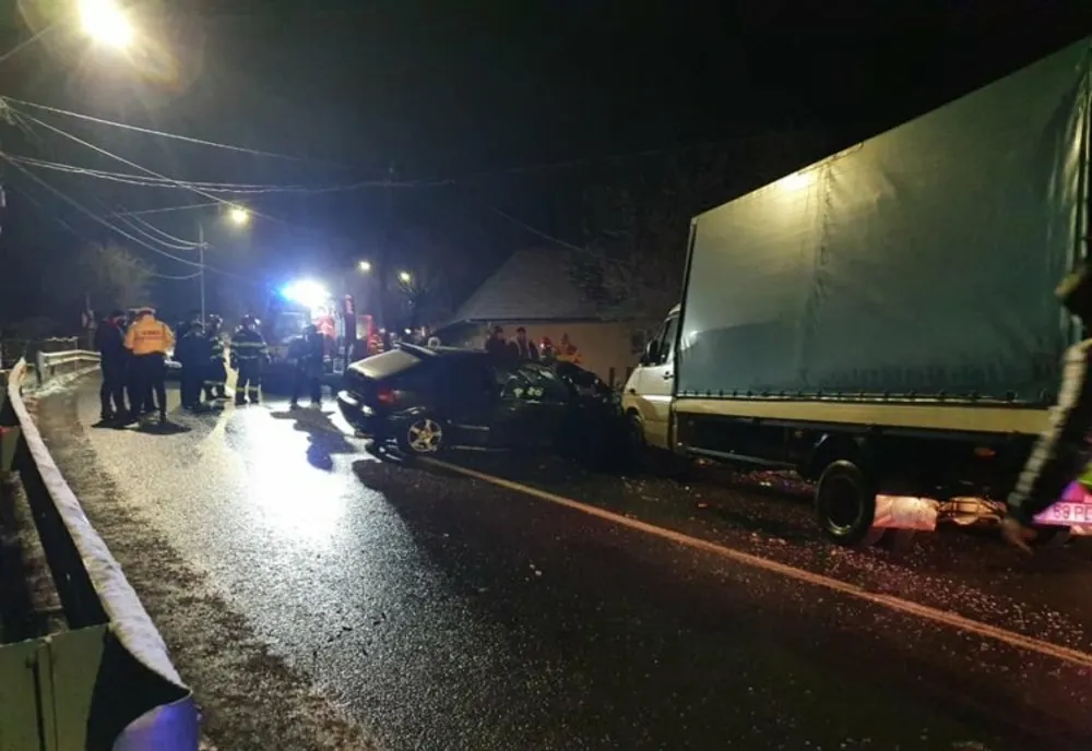 Patru persoane rănite într-un accident în localitatea maramureșeană Dănești