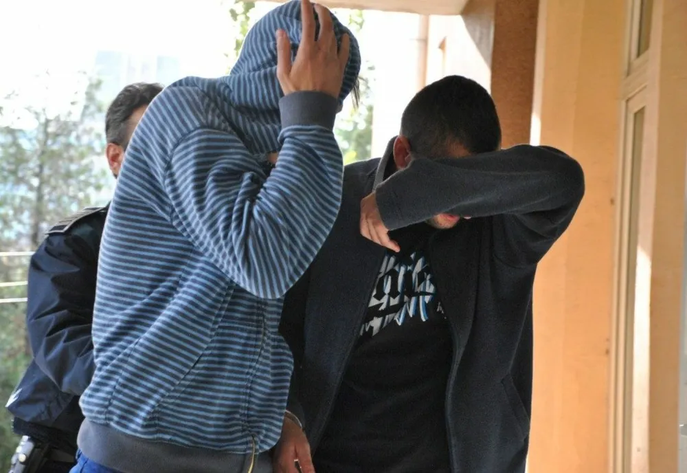 Maramureş: Doi tineri prinşi de poliţişti în timp ce încercau să evadeze din arest