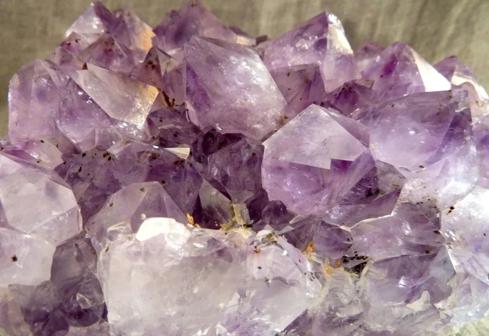 A fost lansat concursul de eseuri „Mineralele din viața noastră” pentru elevii de gimnaziu! Vezi regulamentul