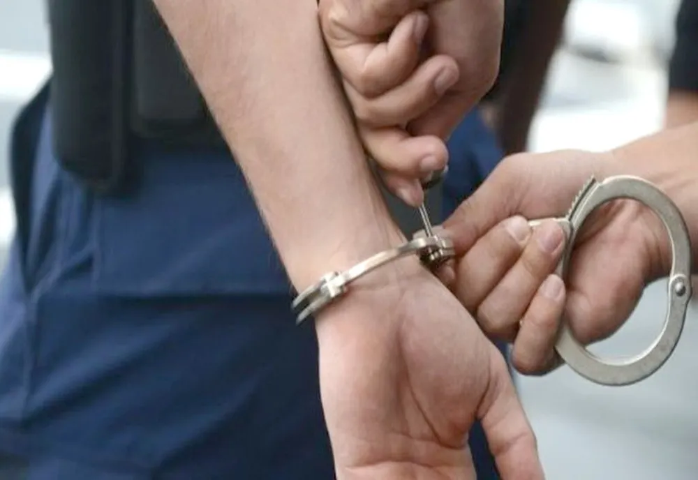 Baia Mare: Bărbatul care acum o lună a distrus mai multe maşini a fost reţinut