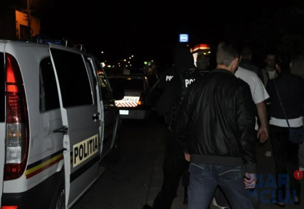 Doi şoferi s-au luat la bătaie în Cavnic: unul dintre ei era beat şi nu deţine permis