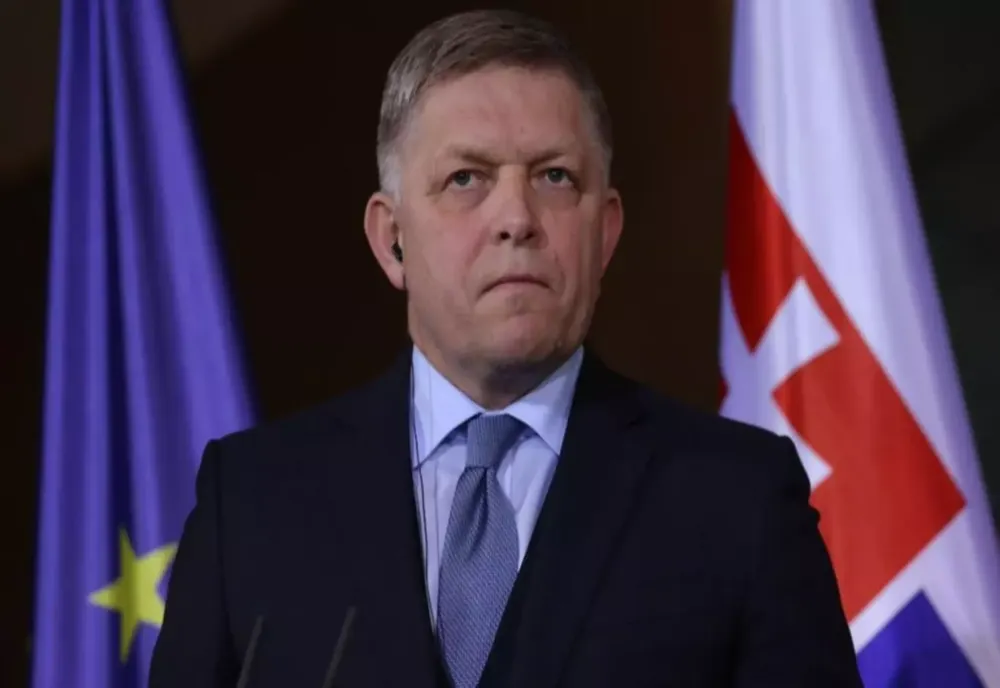 Premierul Slovaciei, care a fost împușcat în plină stradă, a ieșit din comă 