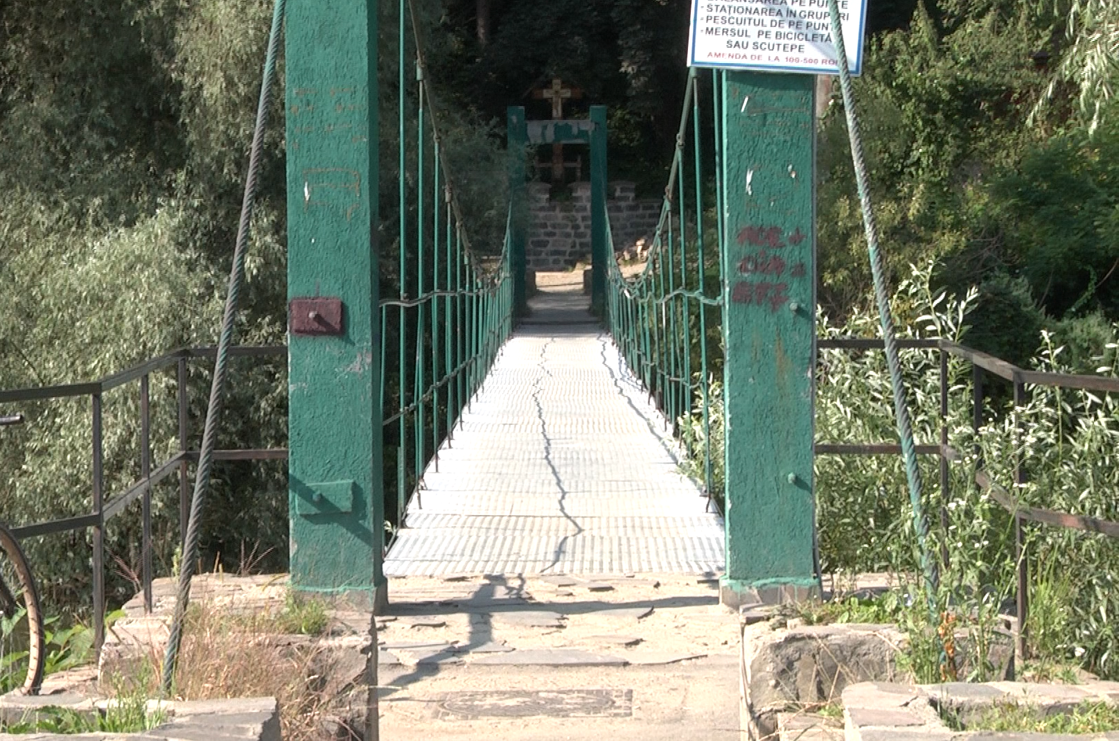 a fost redeschis podul