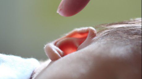 zgomote_ureche_59353300