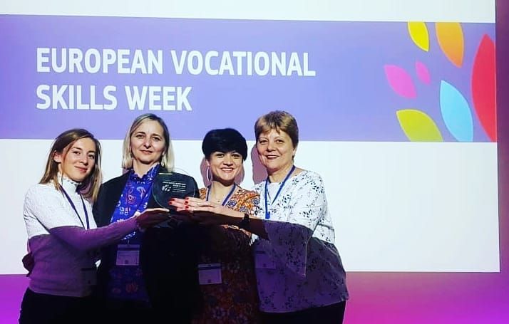 45660983_2274248242645595_8677872595686653952_n