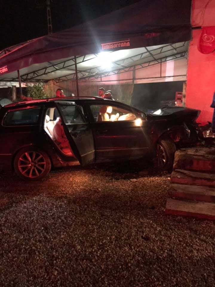 E7CB8786-126A-4606-B539-4084943D6BD6