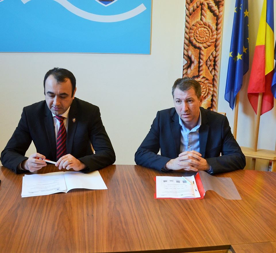 53176582_2213683378670744_4804832011988500480_n