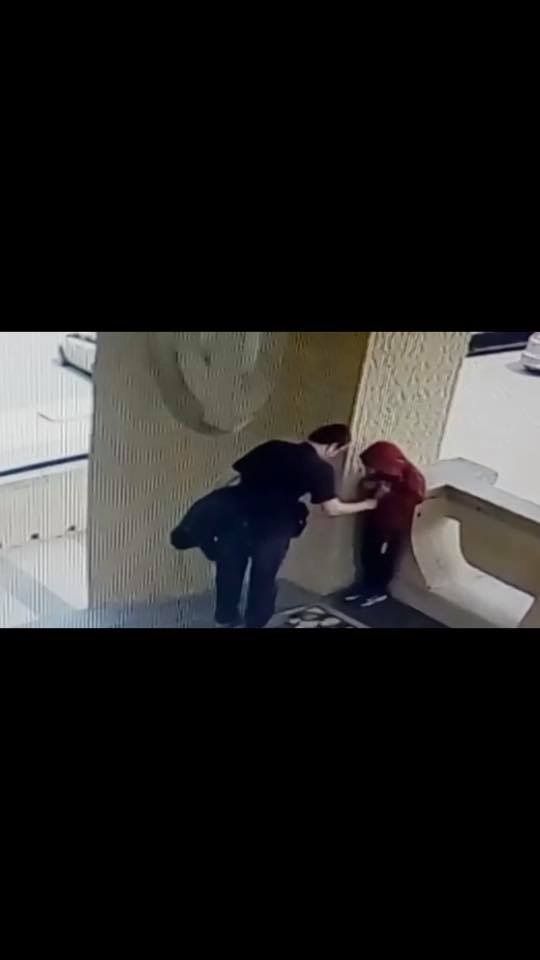 2D9D26FD-AEF2-40A6-B17D-D15A60CFAA1D