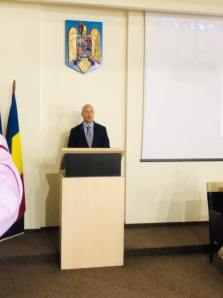 60362515_2332477280124686_2863963521018757120_n