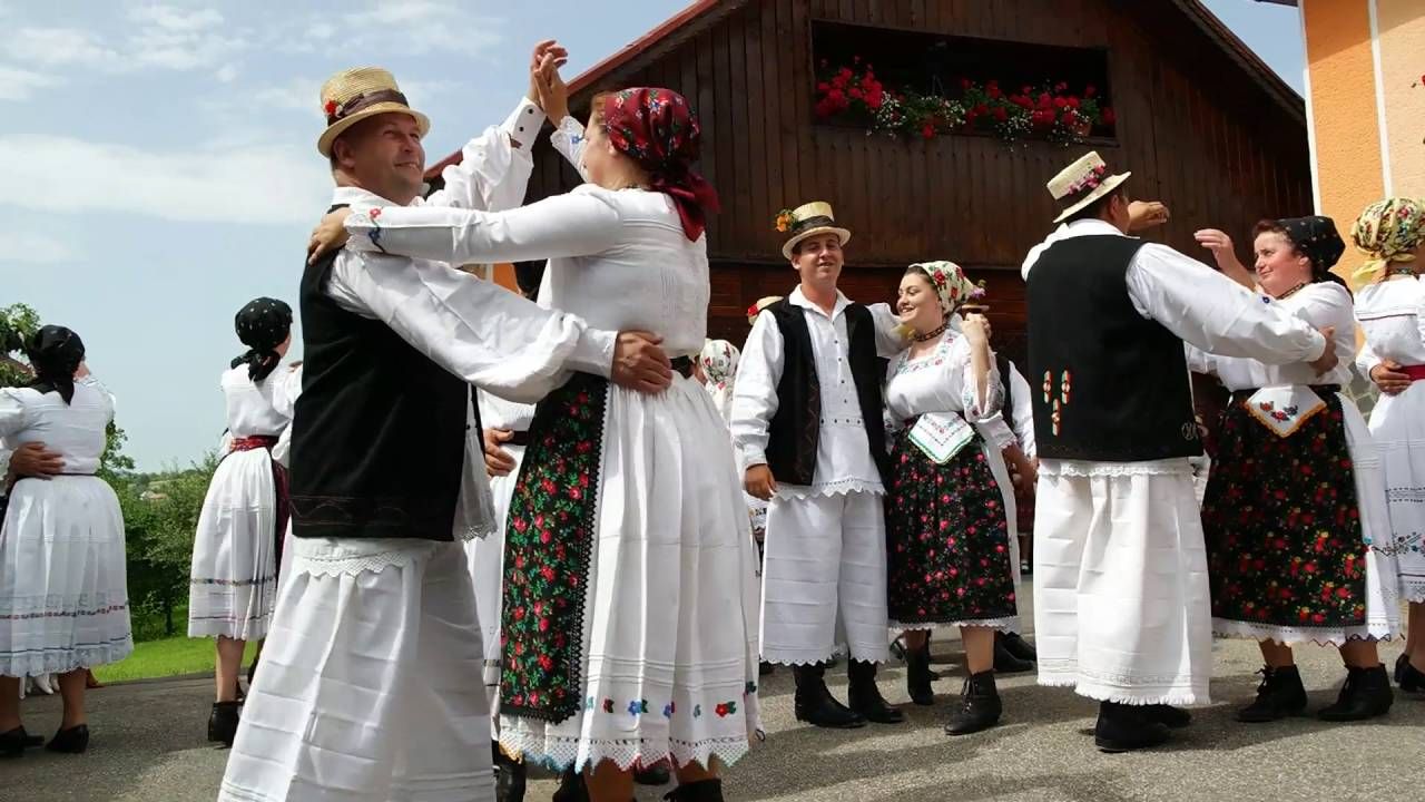 032D365C-C291-418F-B50E-8A1B256026D1