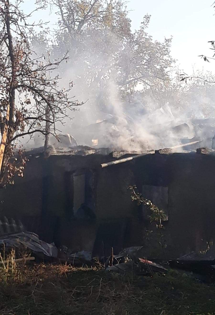 58AECDAA-F275-41FF-A8BC-1E19E829696A