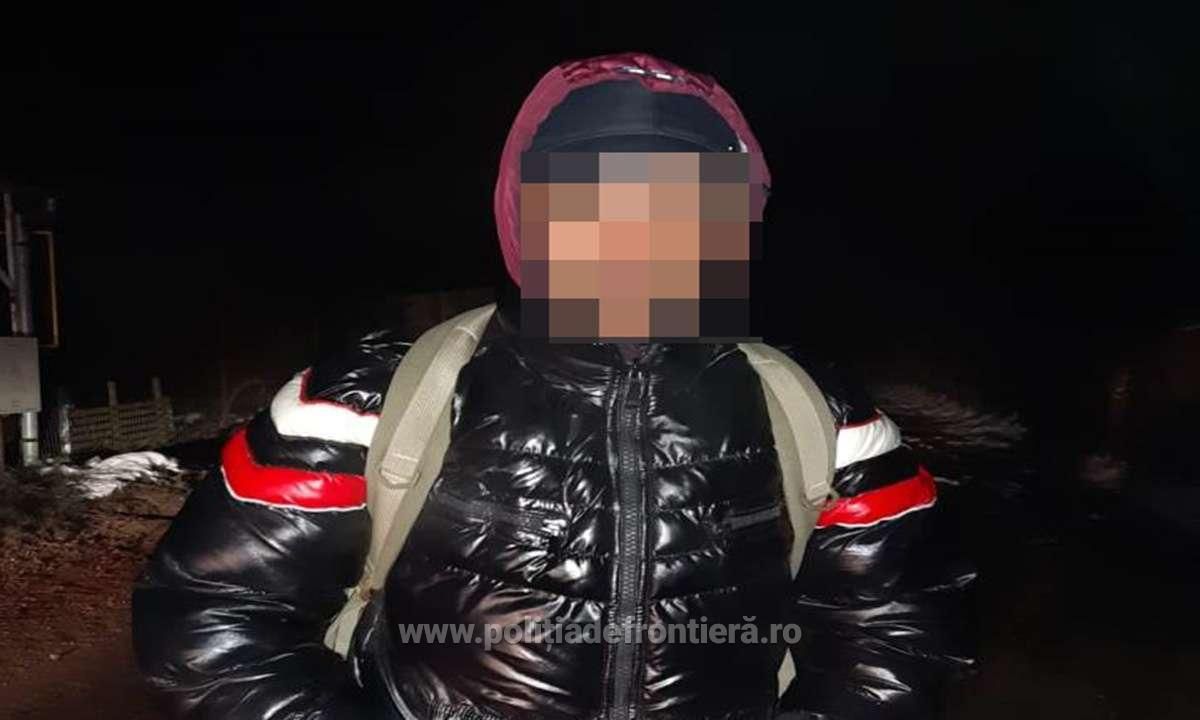 1575623332336-98ae1ffe6a3d4406af2604c0c79cc000-S4