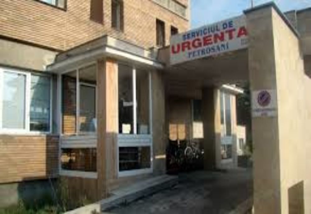 Un bebeluș de doar 4 luni a a fost furat din spitalul din Petroșani după ce a fost dus acolo de polițiști