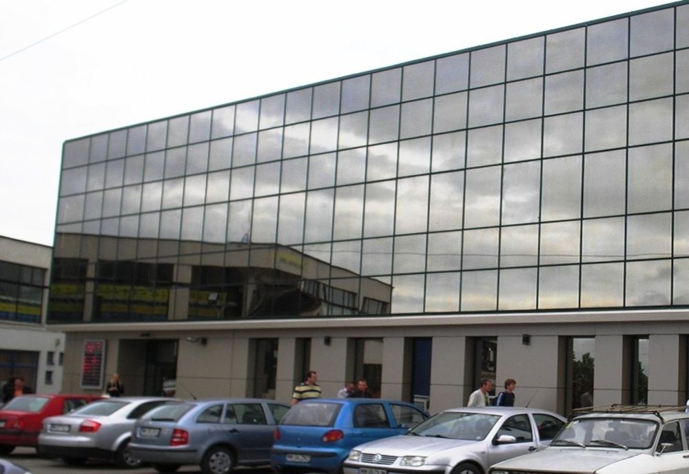 Activitatea Serviciului Public Comunitar Regim Permise de Conducere și Înmatriculare a Vehiculelor Maramureș a fost suspendată