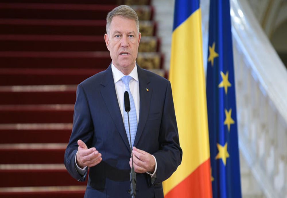 Iohannis: "Stați acasă pentru a nu ajunge pe un pat de spital!". STAREA DE URGENȚĂ, PRELUNGITĂ!
