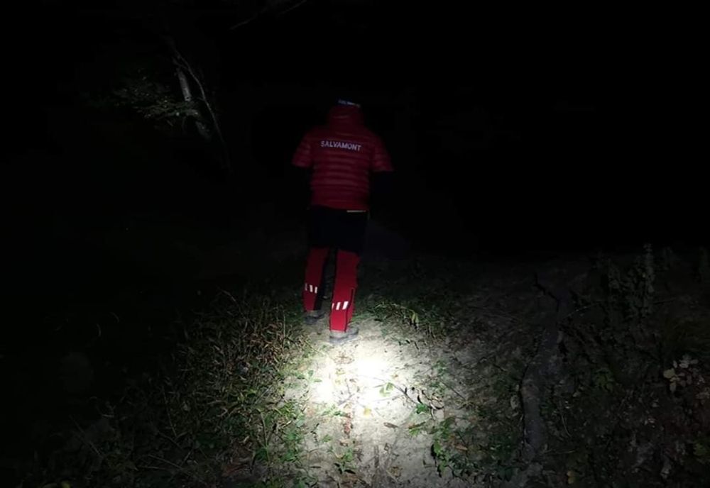 O femeie de 78 de ani a fost căutată mai multe ore de salvamontiști, polițiști și jandarmi dar ea se afla la rude