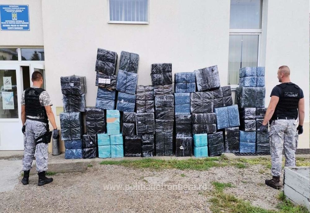 FOTO | Peste 58.000 de pachete cu țigări de contrabandă, confiscate la frontiera de nord a României