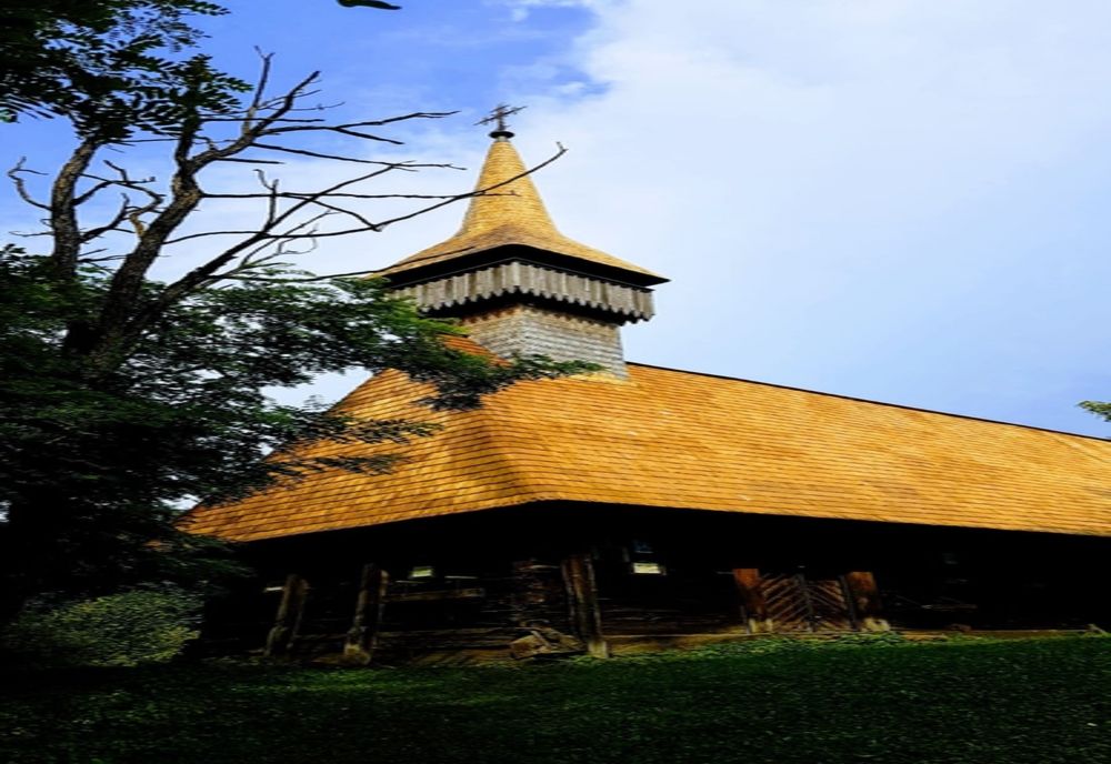 „Circuitul Bisericilor de lemn din Maramureș” recunoscut ca Rută Cultural Turistică de către Ministerul Economiei, Energiei și Mediului de Afaceri