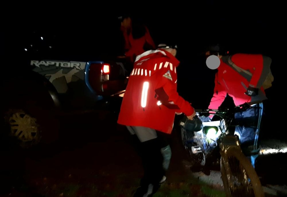 FOTO | Biciclist din Sighetu Marmației salvat de salvamontiştii din Satu Mare