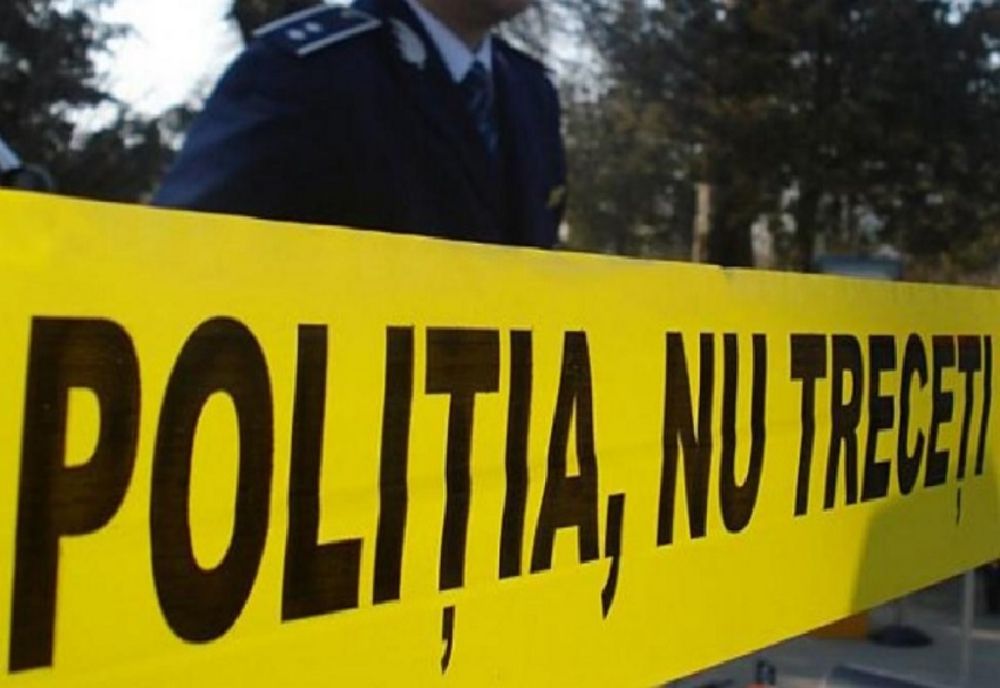 Descoperire şocantă într-o localitate din Maramureş! Un bărbat a fost găsit mort în şanţ
