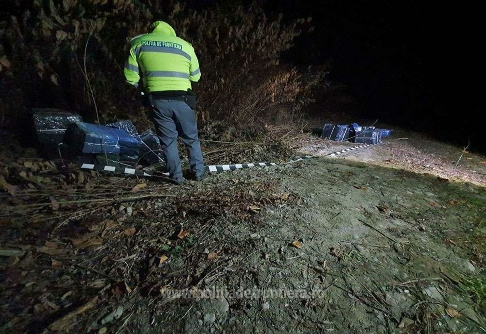 Focuri de armă pentru reținerea unor contrabandiști! 21.000 pachete țigări au fost confiscate la graniţa cu Ucraina (FOTO)