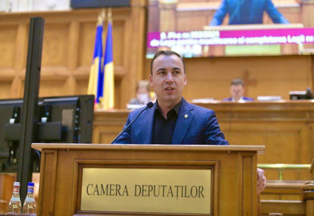 Bogdan Ivan: Antreprenorii vor putea crește salariul minim al angajaților cu 200 de lei, cu taxe ZERO către stat