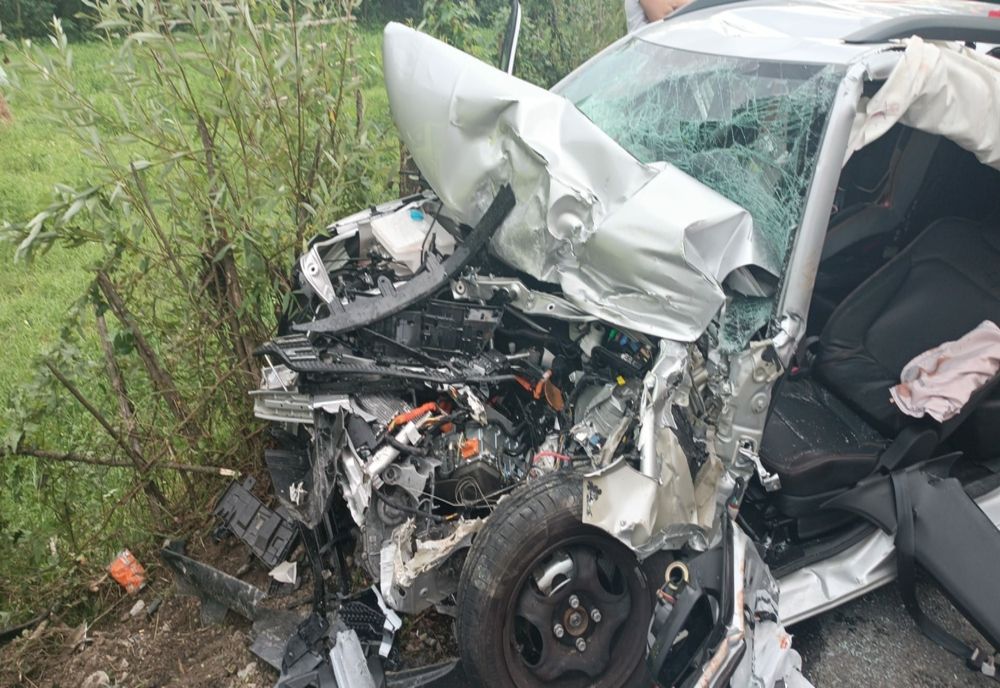 Accident pe DJ 186, în Poienile Izei! Șase persoane rănite, la spital. Șoferul vinovat a fugit