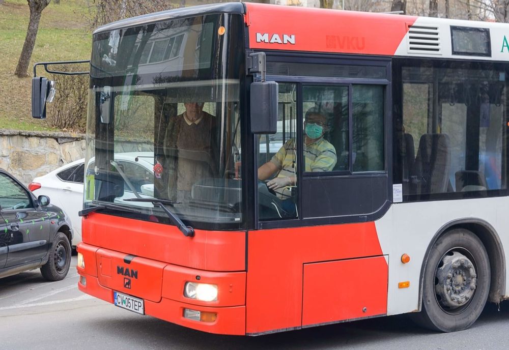 Baia Mare: A rămas fără 7000 de lei în timp ce aştepta autobuzul