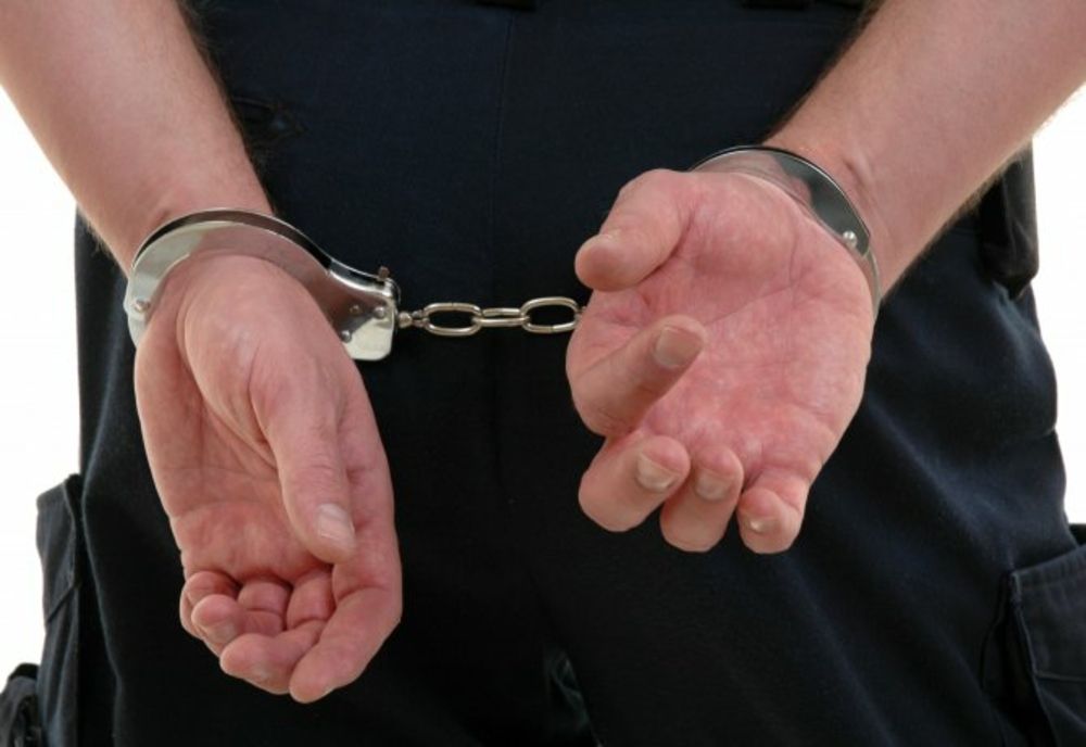 Tânăr de 19 ani din Chelința reţinut de poliţişti după ce a ucis un câine