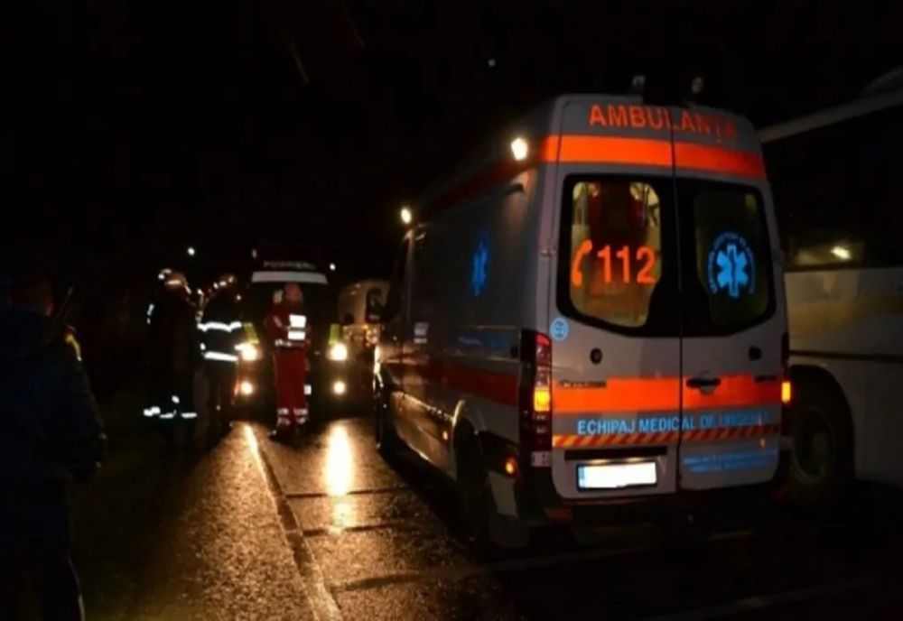 Grav accident pe şoseaua Baia Mare – Târgu Lăpuș! 7 persoane rănite după impactul dintre un microbuz şi un autoturism
