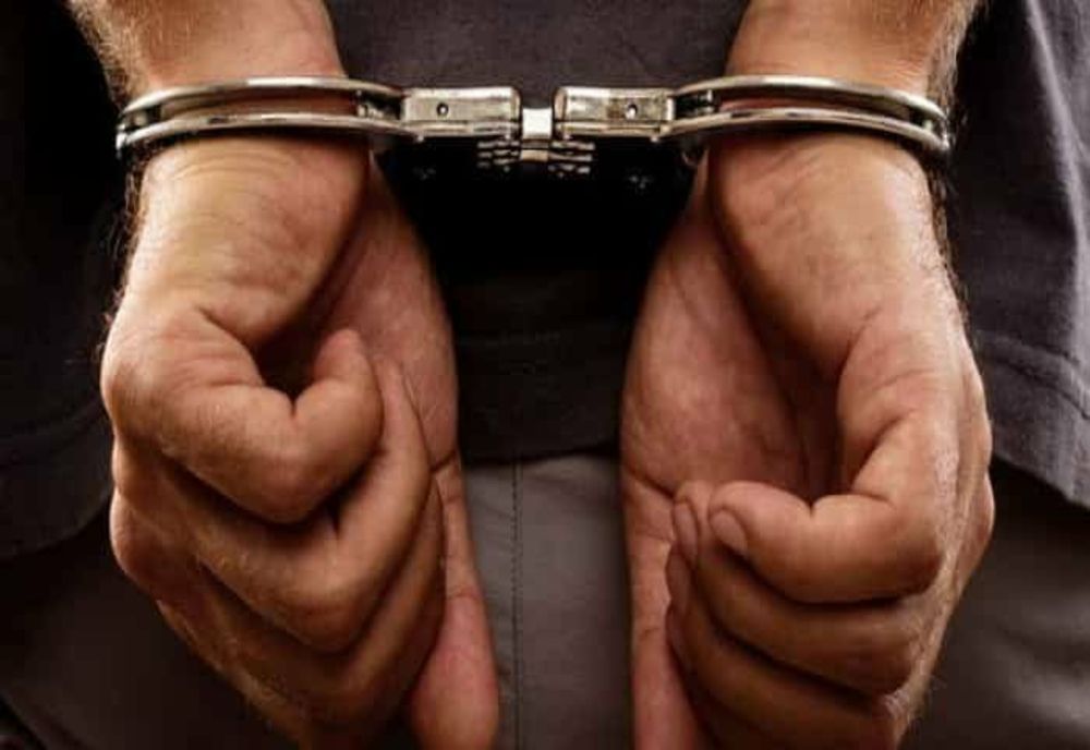 Maramureșean, prins beat mort și cu permisul anulat, în arest la domiciliu