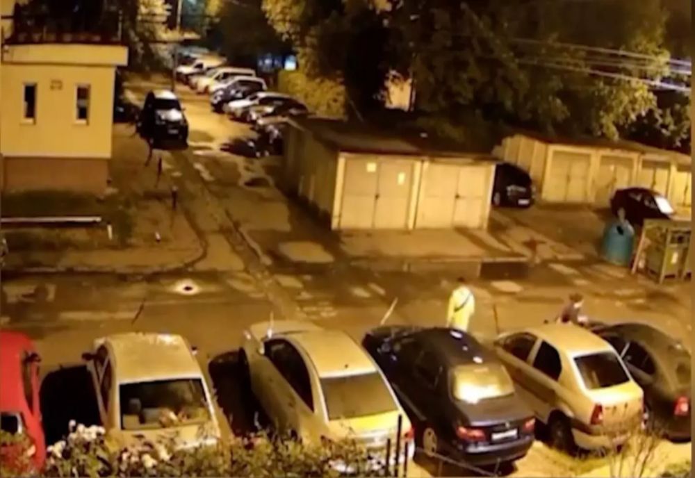 Scene ireale, în Baia Mare: 90 de mașini au fost distruse într-o parcare