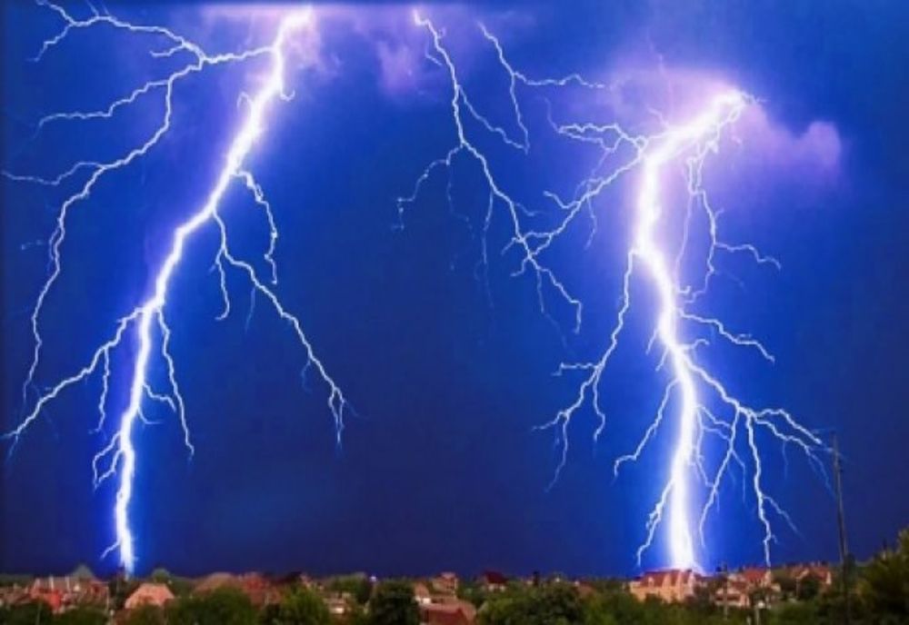 DETALII ȘOCANTE DESPRE MOARTEA TÂNĂRULUI VIOLONIST ROMÂN LOVIT DE FULGER ÎN CASĂ