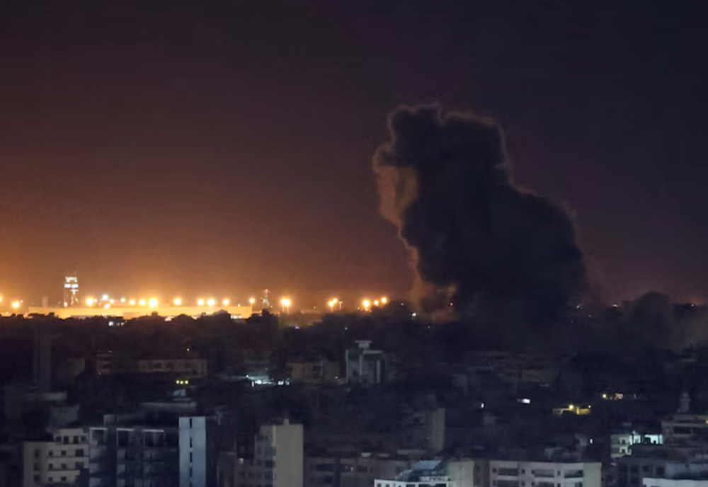 BAZE AMERICANE DIN QATAR, ATACATE DUPĂ CE IRANUL A ANUNŢAT CĂ VA RIPOSTA LA LOVITURILE SUA