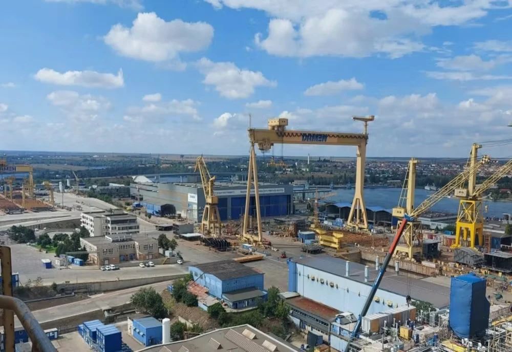  Damen Mangalia