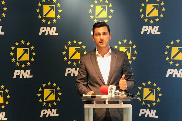 La început de an şcolar preşedintele liberalilor maramureşeni trage un semnal de alarmă