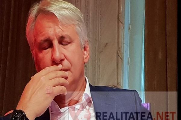 Teodorovici dă în judecată PSD, după ce a rămas fără funcție