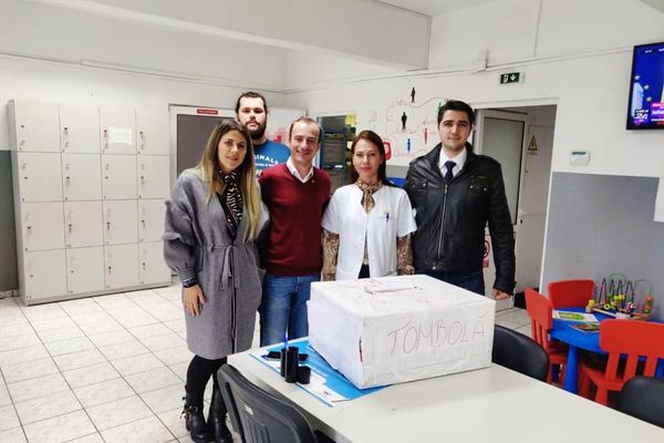 Donezi sânge și participi la tombolă! S-a dat deja primul ceas