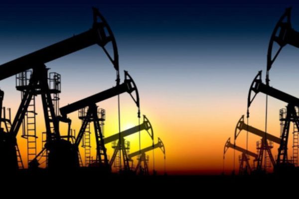 Preţul petrolului, cel mai ridicat nivel al ultimelor luni, la final de an