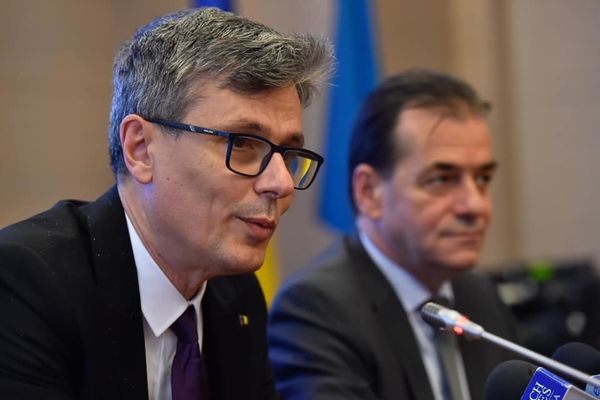 România va produce măști de protecție. Ministrul Economiei a făcut anunțul