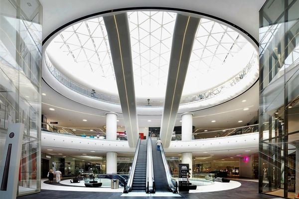 Ce magazine din mall-uri vor fi deschise și unde ne putem deplasa FĂRĂ RESTRICȚII, după 15 mai